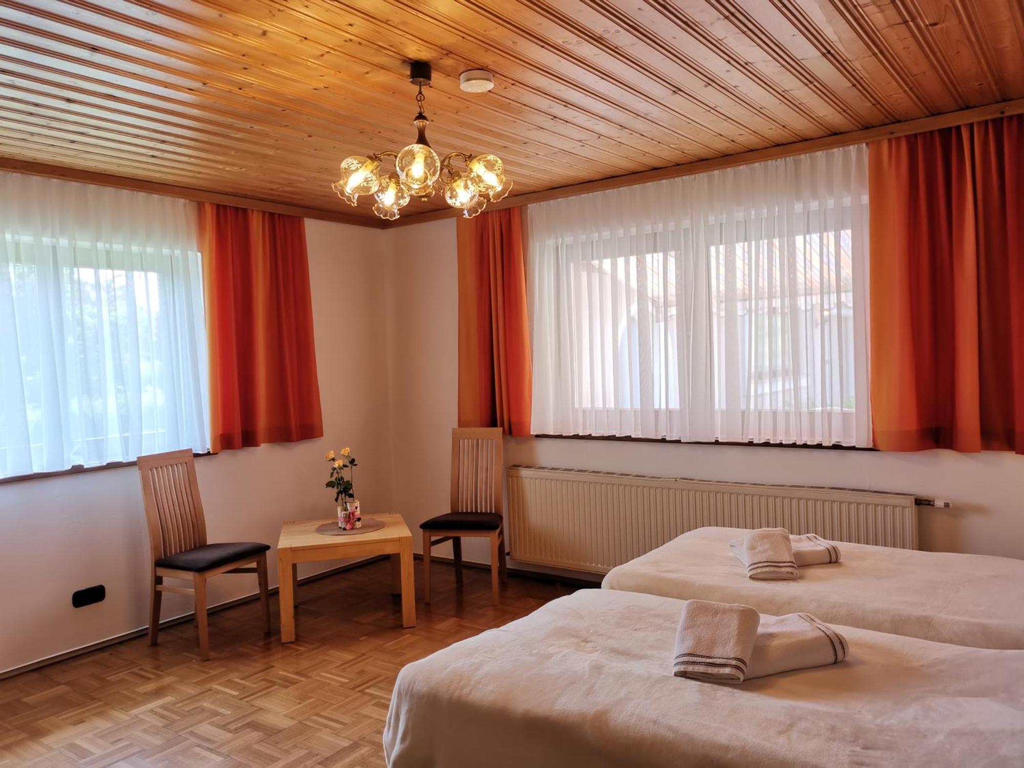 וולדן אם וורתרסי Bungalow & Apartments "Am Deber" Velden - Augsdorf מראה חיצוני תמונה